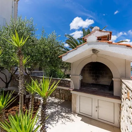 Apartmán Arbanija 14825b Trogir