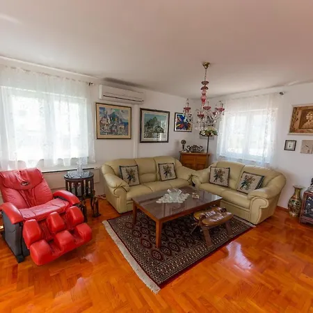 Arbanija 14825b Apartmán *